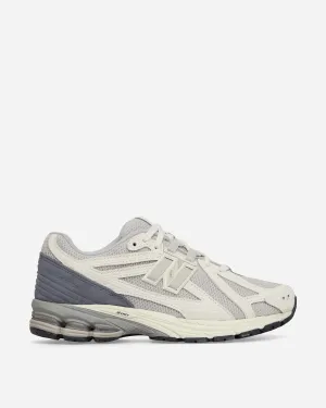 1906R Sneakers Leinen