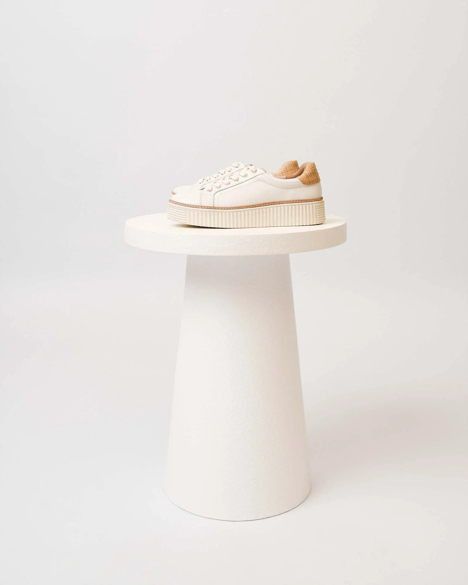 ARIANNA SNEAKERS WEIß RAFFIA