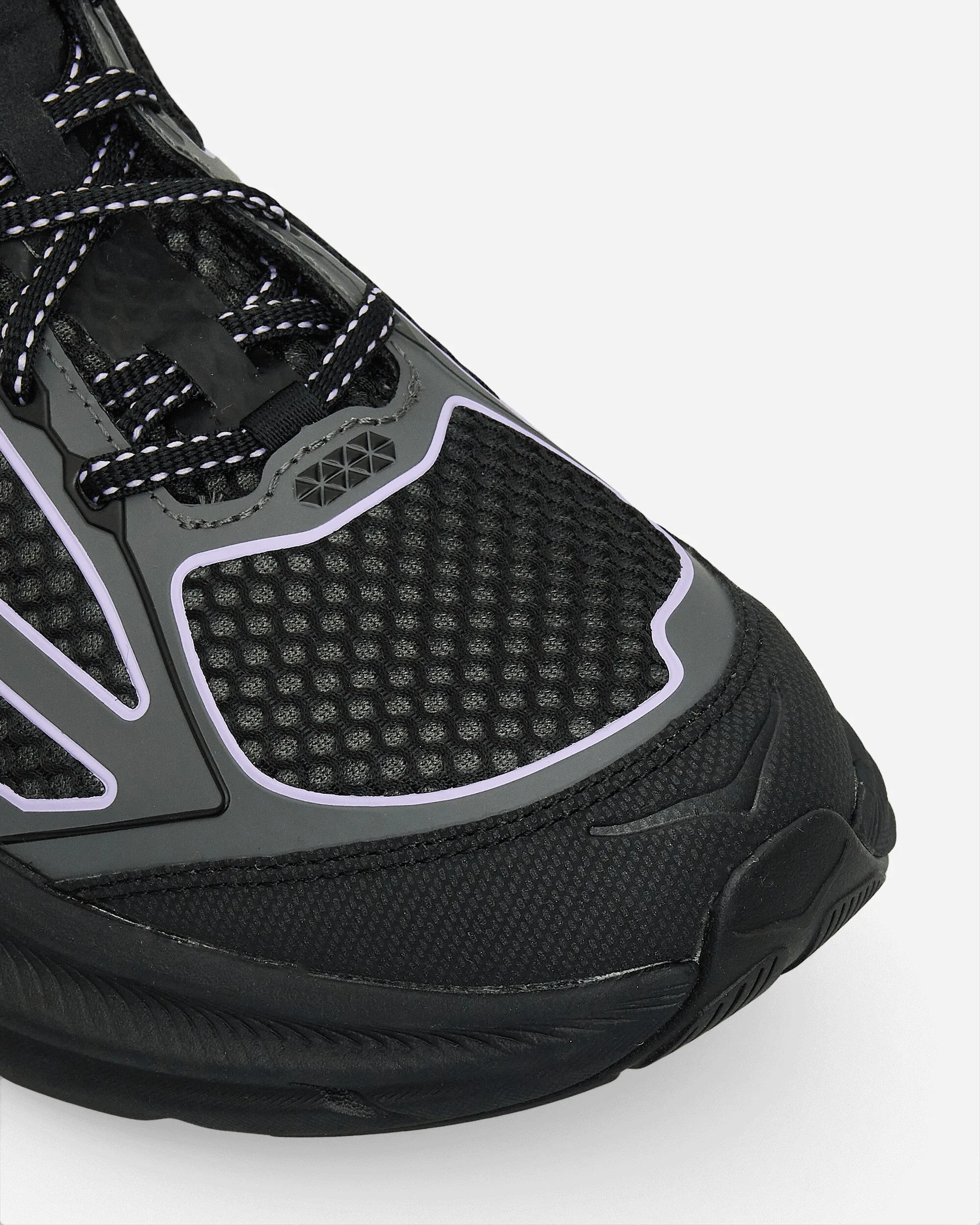 Clifton One9 Sneakers Schwarz / Asterblume