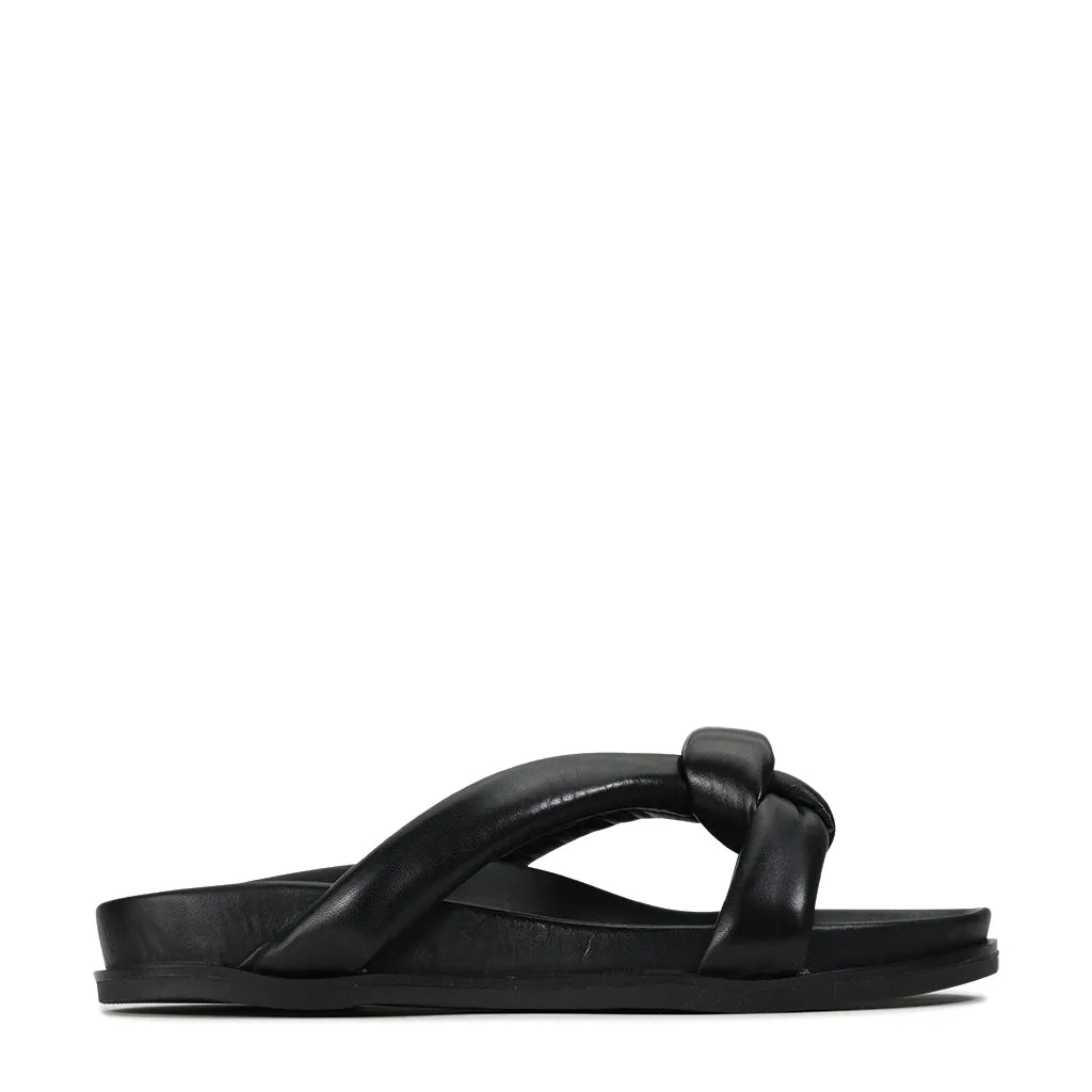 LEDER-SANDALEN MIT KREUZRIEMEN