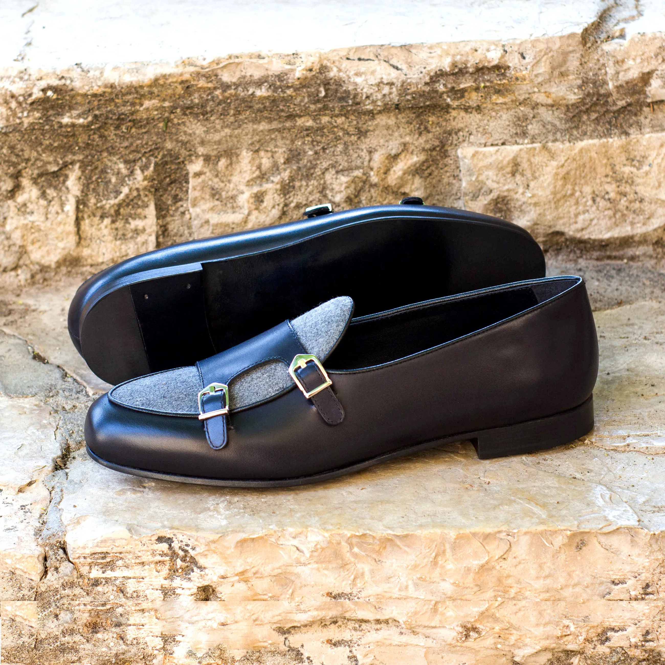 Dapperfam Schuhe DapperFam Rialto in Hellgrau / Schwarz Herren Flanell & Italienisches Leder Mönchsschlappen