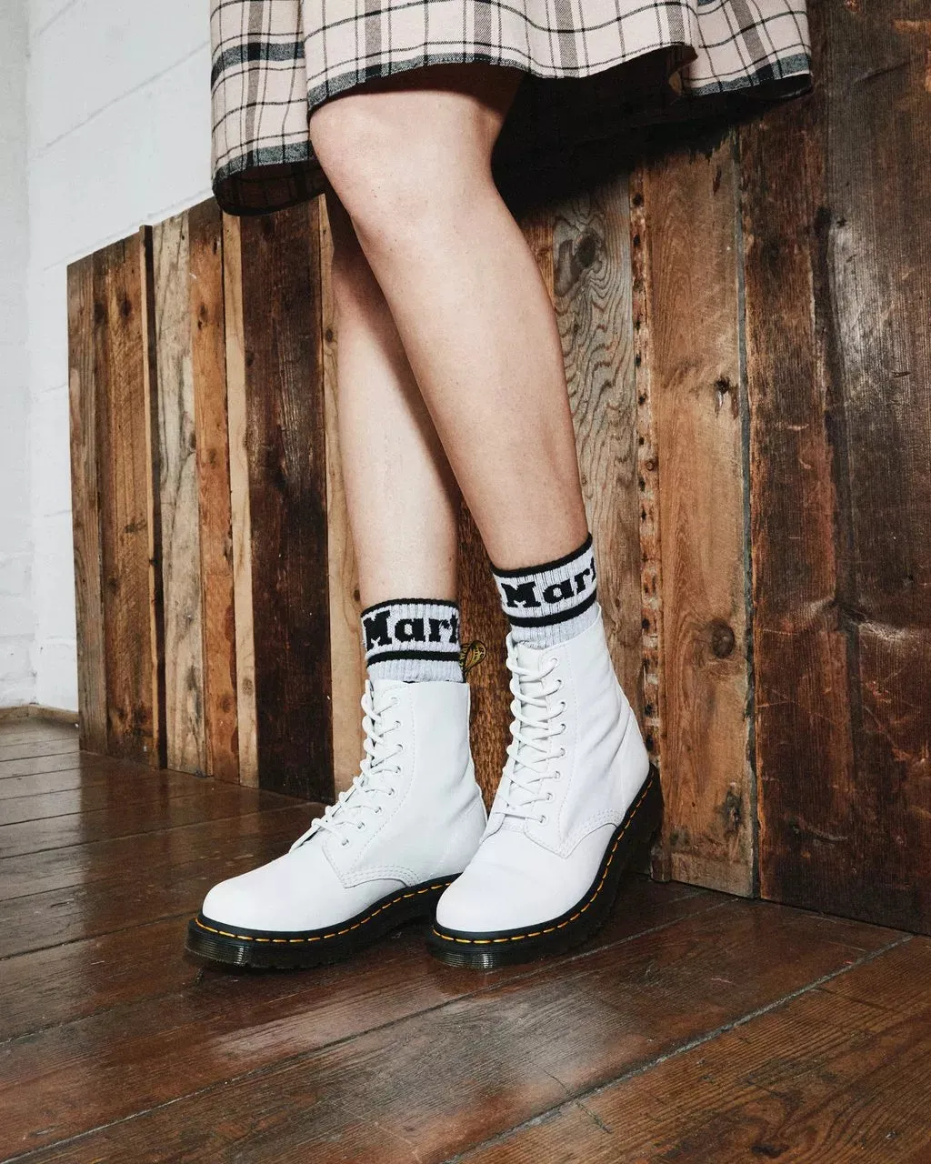 Dr. Martens Schuhe 1460 Pascal Virginia Stiefel in Optikweiß
