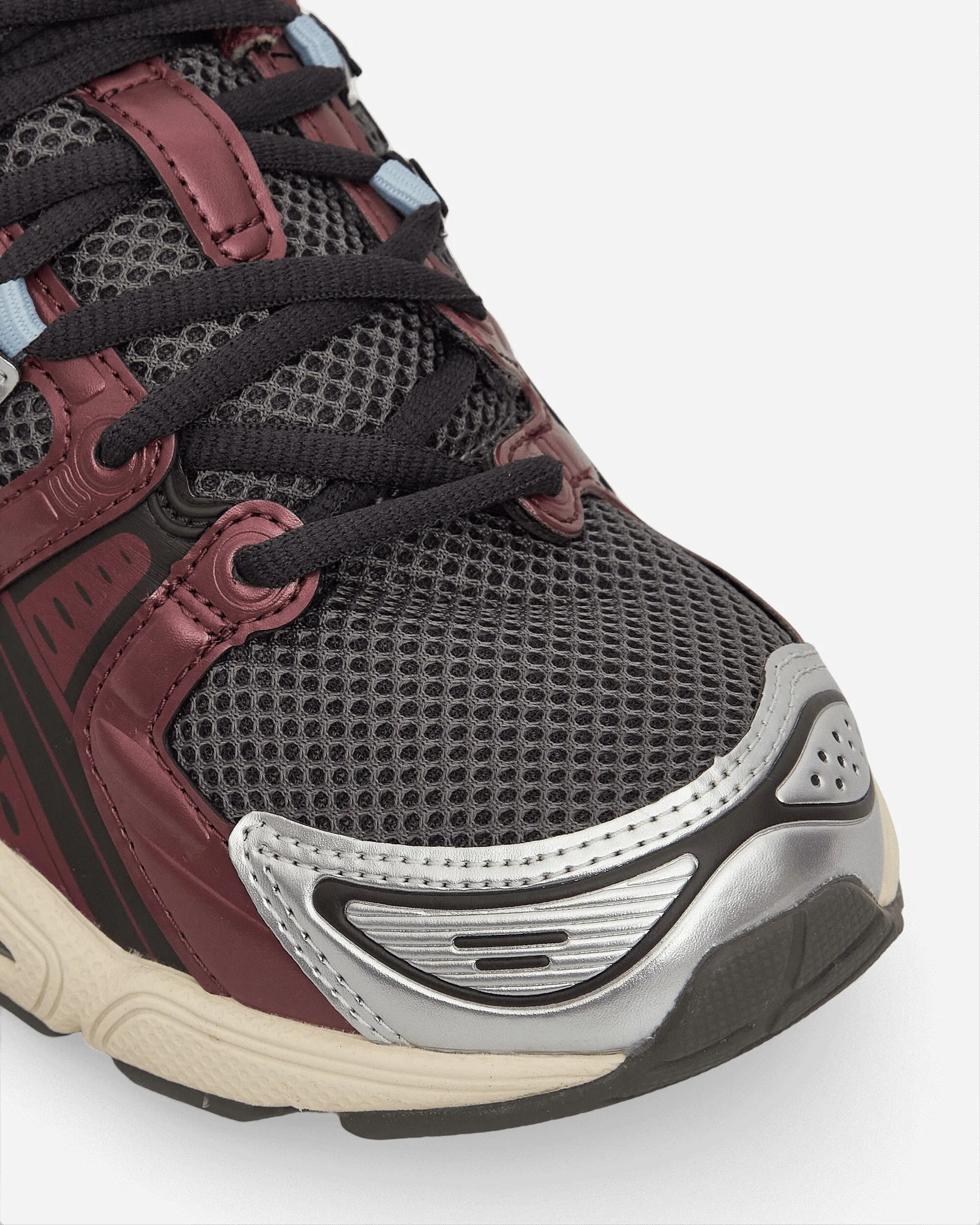 GEL-Nimbus 9 Sneakers Trüffelgrau / Dunkelkirsche