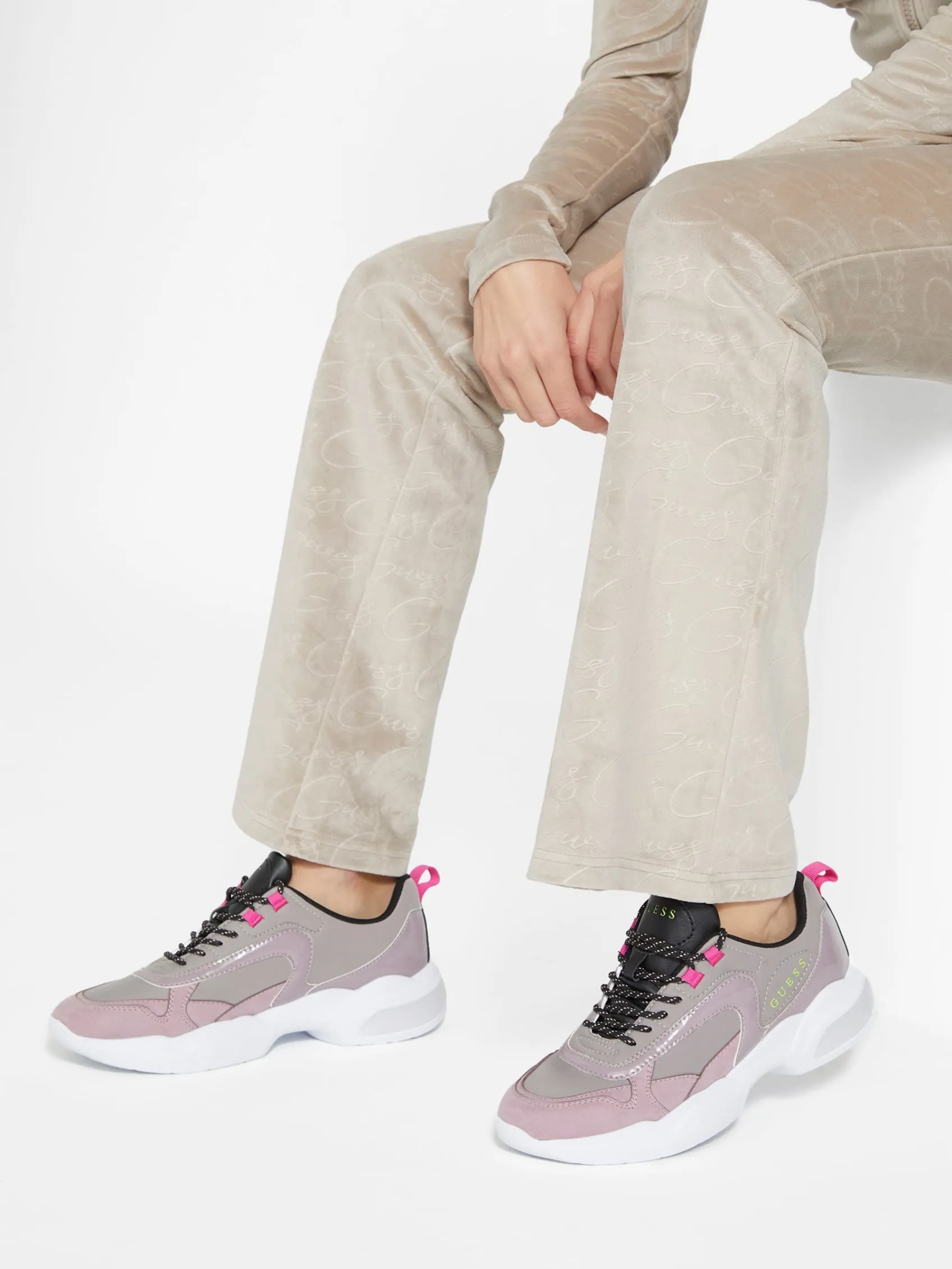 Latch Bubble Sneakers Hey Dude Schuhe