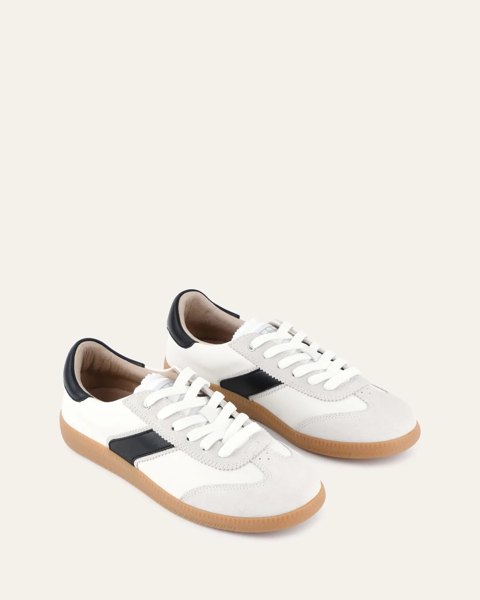 LOLA SNEAKERS WEIß SCHWARZ LEDER