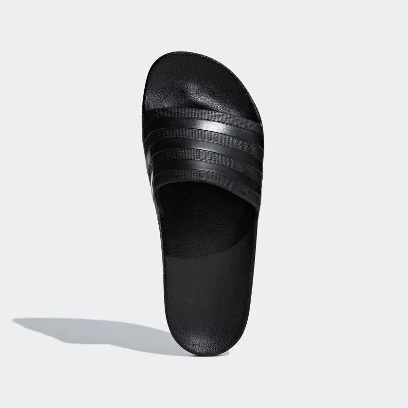 Herren Adilette Aqua Slides von adidas Hey Dude Schuhe