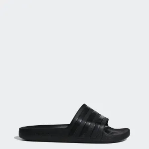 Herren Adilette Aqua Slides von adidas Hey Dude Schuhe