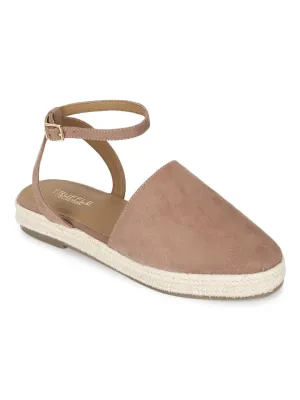 Nackte Mikroflache Espadrille-Sandalen