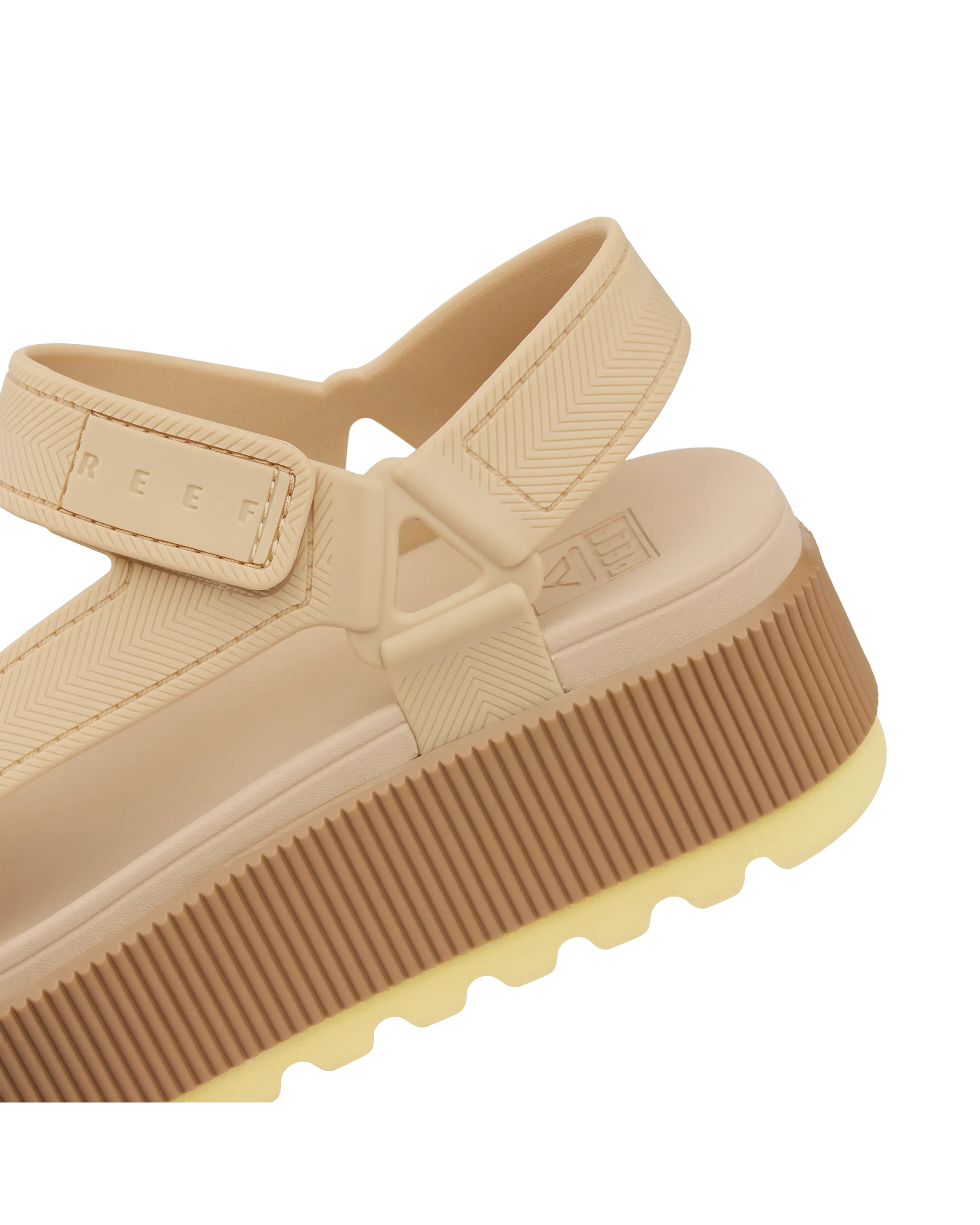 Reef Shoes Water Rem Higher Sandale in Blassgelb