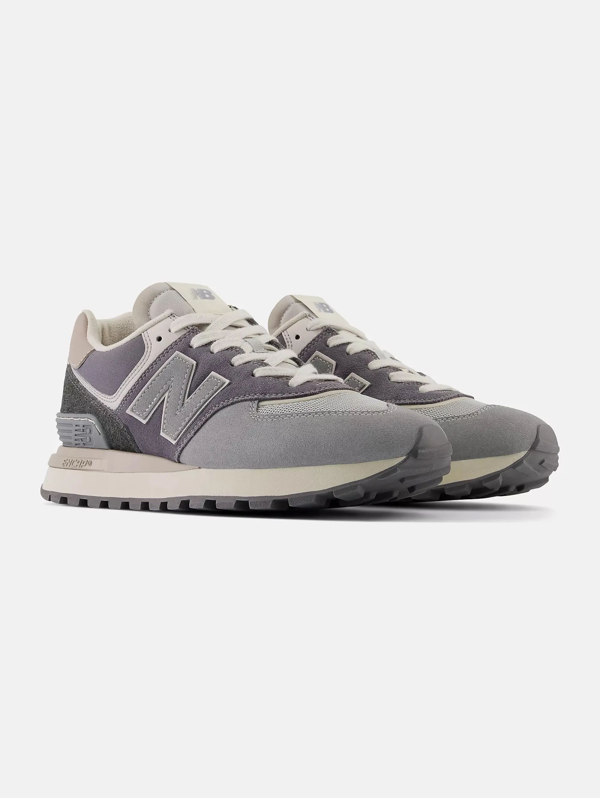 Sneakers in Wildleder 574 Grau Apollo