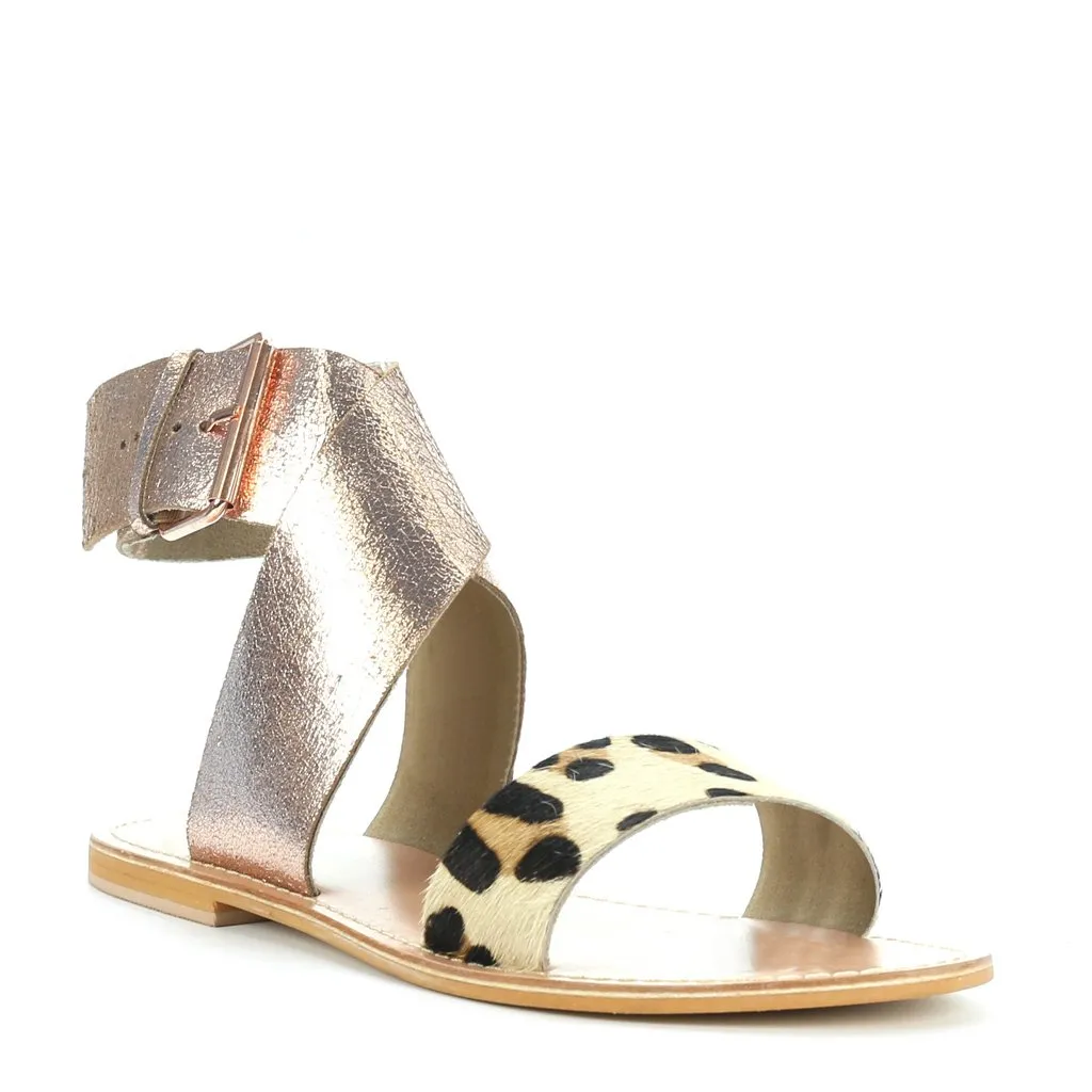 TRIUMPH Riemchensandalen