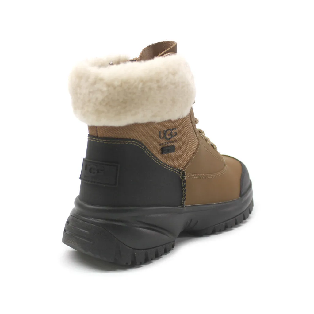 Ugg Yose Fluff V2 wasserdichte Leder Winterstiefel für Damen