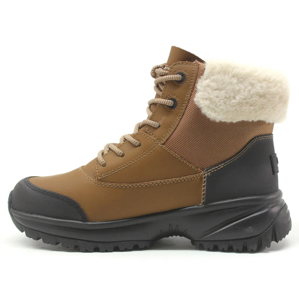 Ugg Yose Fluff V2 wasserdichte Leder Winterstiefel für Damen