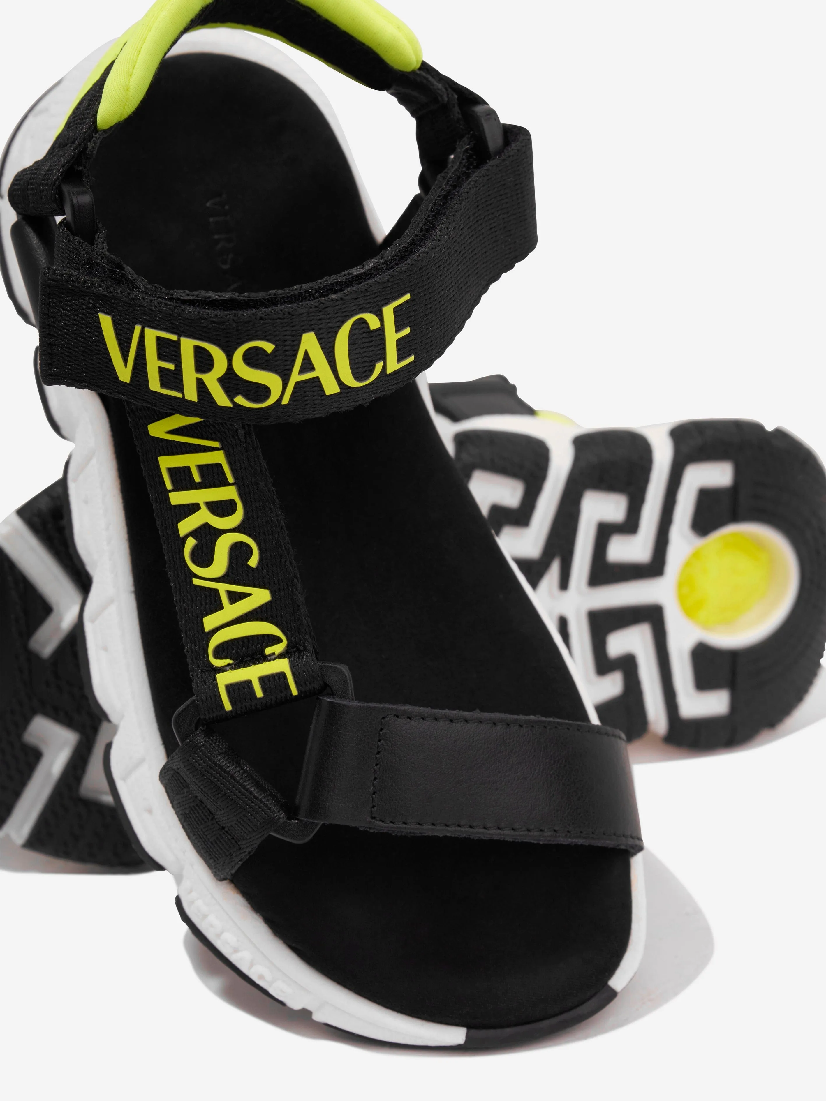 Versace Kids Logo-Riemchen Sandalen in Schwarz