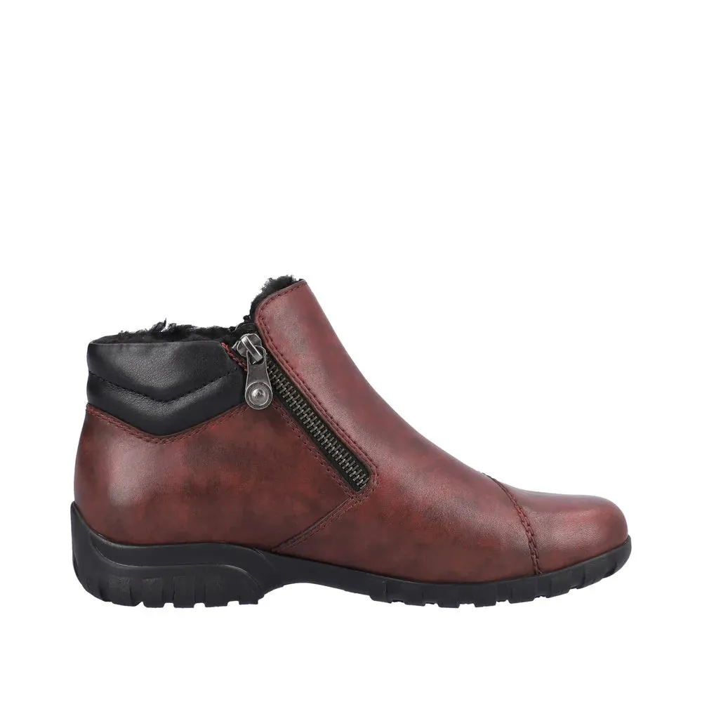 Damenmodell L4655