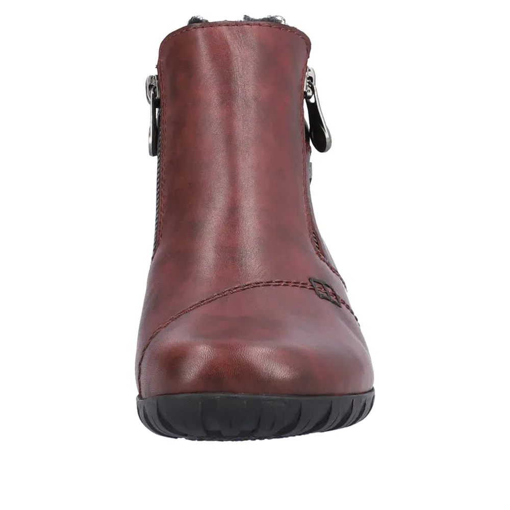 Damenmodell L4655